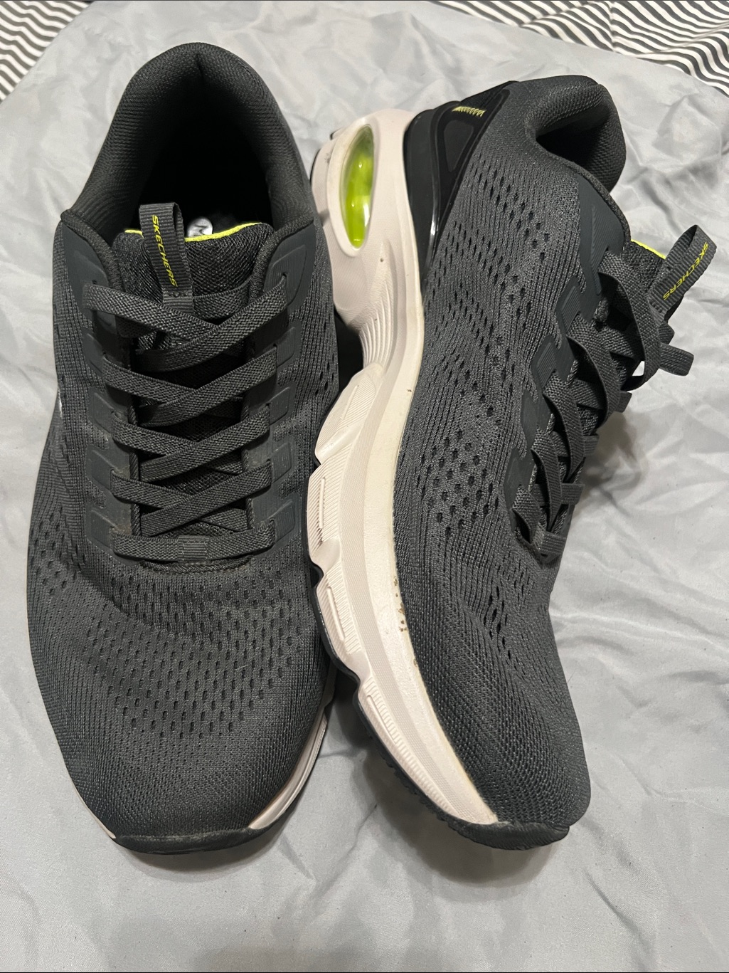 Sketchers Men’s Sketch-Air Ventura Gray And Green
